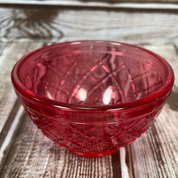 Set of 3 Pink Embossed Quilted Pattern Small Sauce Glass Bowls Ramekins 3.4 oz - Picture 6 of 6